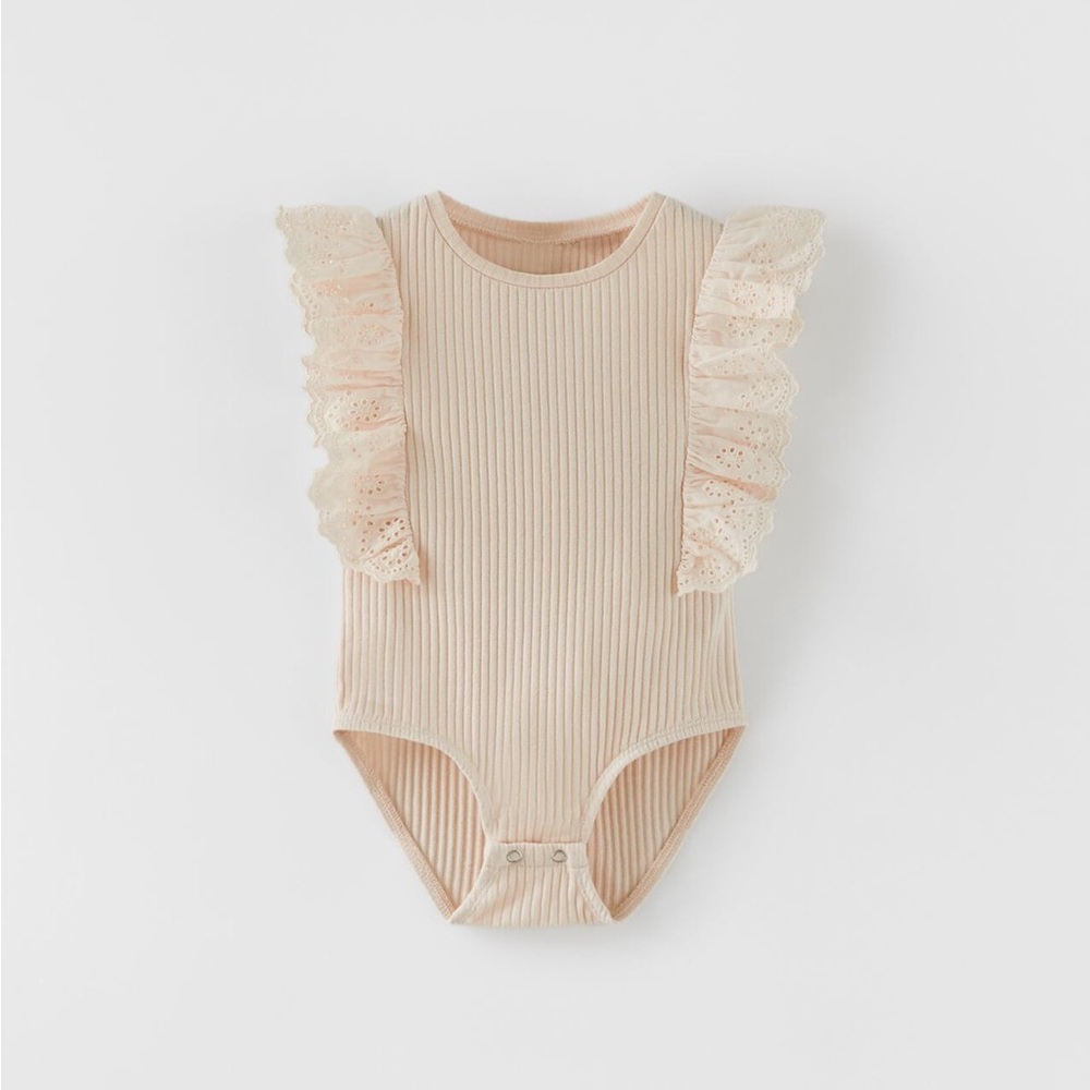 NEW WOT Zara T-shirt Ruffle Bodysuit